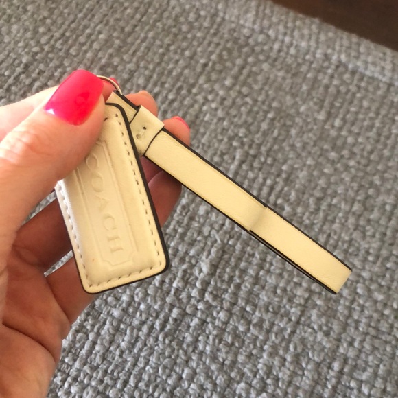 SOLD Park Leather Carrie Tote - Picture 7 of 8